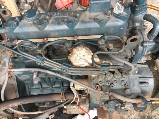 ขายเครื่อง KUBOTA 4สูบ 25M โซลินอยล์ปั๊ม สายไฟ 3 เส้น