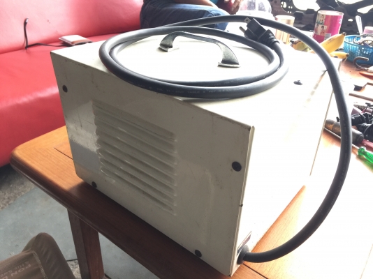 ขายหม้อแปลงไฟ 220 V เป็น 100-110 V 2000 W