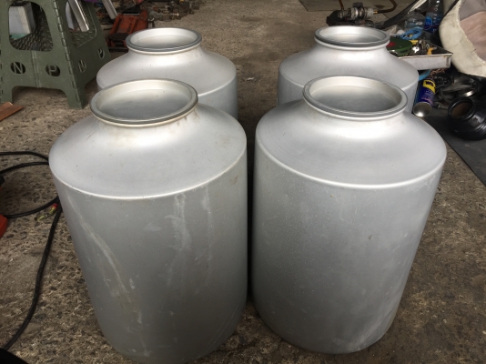 ขายถังอลูมิเนียมใบละ 330 คะ