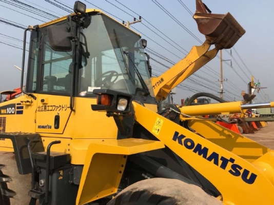 ขายรถตักล้อยาง KOMATSU WA100-6 ปี 2012 รถนอกนำเข้าจากญี่ปุ่น สภาพสวยพร้อมใช้ มีVDOการทำงานครับ