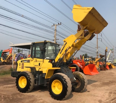 ขายรถตักล้อยาง KOMATSU WA100-6 ปี 2012 รถนอกนำเข้าจากญี่ปุ่น สภาพสวยพร้อมใช้ มีVDOการทำงานครับ