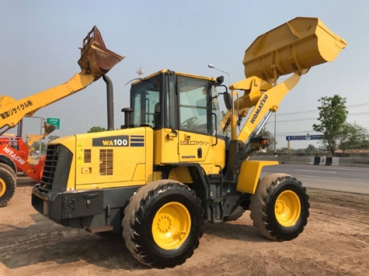 ขายรถตักล้อยาง KOMATSU WA100-6 ปี 2012 รถนอกนำเข้าจากญี่ปุ่น สภาพสวยพร้อมใช้ มีVDOการทำงานครับ