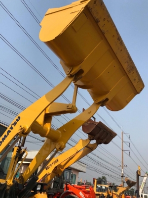 ขายรถตักล้อยาง KOMATSU WA100-6 ปี 2012 รถนอกนำเข้าจากญี่ปุ่น สภาพสวยพร้อมใช้ มีVDOการทำงานครับ