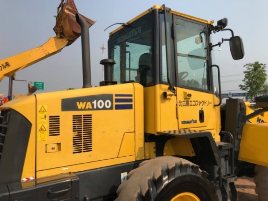 ขายรถตักล้อยาง KOMATSU WA100-6 ปี 2012 รถนอกนำเข้าจากญี่ปุ่น สภาพสวยพร้อมใช้ มีVDOการทำงานครับ