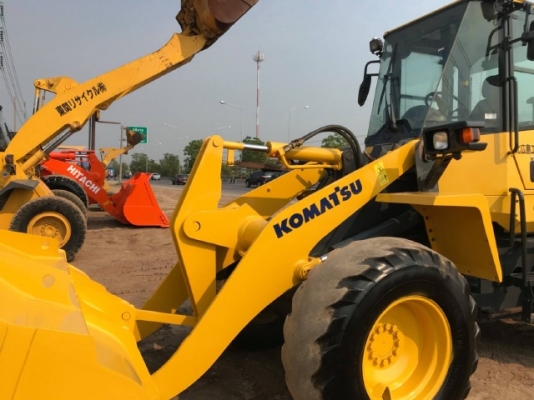 ขายรถตักล้อยาง KOMATSU WA100-6 ปี 2012 รถนอกนำเข้าจากญี่ปุ่น สภาพสวยพร้อมใช้ มีVDOการทำงานครับ