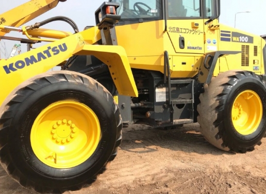 ขายรถตักล้อยาง KOMATSU WA100-6 ปี 2012 รถนอกนำเข้าจากญี่ปุ่น สภาพสวยพร้อมใช้ มีVDOการทำงานครับ