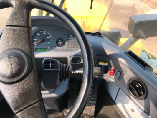 ขายรถตักล้อยาง KOMATSU WA100-6 ปี 2012 รถนอกนำเข้าจากญี่ปุ่น สภาพสวยพร้อมใช้ มีVDOการทำงานครับ