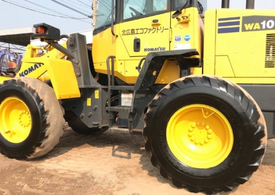 ขายรถตักล้อยาง KOMATSU WA100-6 ปี 2012 รถนอกนำเข้าจากญี่ปุ่น สภาพสวยพร้อมใช้ มีVDOการทำงานครับ