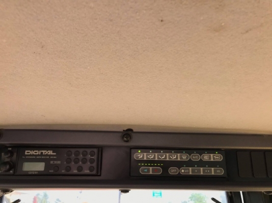 ขายรถตักล้อยาง KOMATSU WA320-5 รถนอกนำเข้าเองจากญี่ปุ่น สภาพสวยพร้อมใช้งาน มีVDOการทำงานครับ