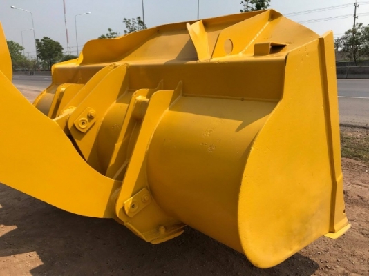 ขายรถตักล้อยาง KOMATSU WA320-5 รถนอกนำเข้าเองจากญี่ปุ่น สภาพสวยพร้อมใช้งาน มีVDOการทำงานครับ