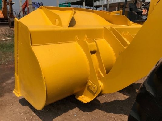 ขายรถตักล้อยาง KOMATSU WA320-5 รถนอกนำเข้าเองจากญี่ปุ่น สภาพสวยพร้อมใช้งาน มีVDOการทำงานครับ