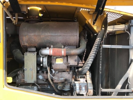 ขายรถตักล้อยาง KOMATSU WA320-5 รถนอกนำเข้าเองจากญี่ปุ่น สภาพสวยพร้อมใช้งาน มีVDOการทำงานครับ