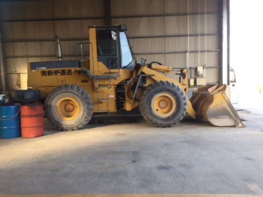 Komatsu WA300-1 SN: 30252 นำเข้าจากญี่ปุ่น ถึงไทยเร็ว ๆ นี้ ราคาไม่แพงครับ