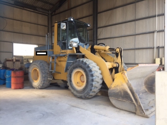 Komatsu WA300-1 SN: 30252 นำเข้าจากญี่ปุ่น ถึงไทยเร็ว ๆ นี้ ราคาไม่แพงครับ