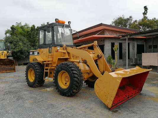 ขายรถสวยๆ CAT 910F นำเข้าจากญี่ปุ่น โทร.090-986-2521 อ๊อบ