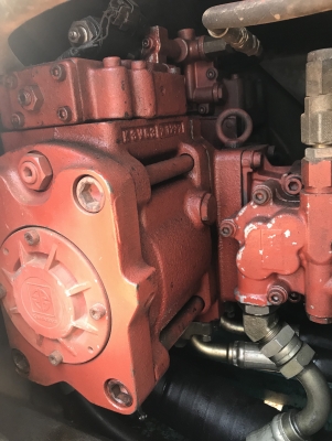 ขายรถแบ็คโฮ KOBELCO SK135SR-YY02 เก่าไทย 8 พันชั่วโมง สภาพพร้อมใช้งาน ขายรถแบ็คโฮ KOBELCO SK135SR-YY02 เก่าไทย 8 พันชั่วโมง สภาพพร้อมใช้งาน