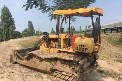 ขายรถแทร็กเตอร์D2-3P สถาพสวยพร้อมใช้งาน เครื่องดี ช่วงล่างดี ใบแทร็กครบทุกใบ ราคาต่อรองคุยกันได้ โทร0616613023แพรว