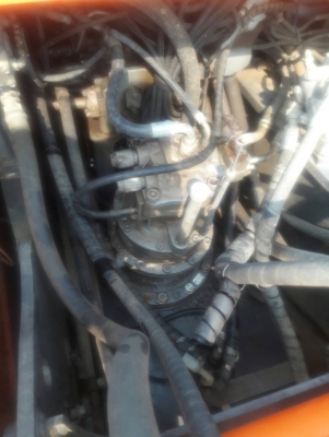 ZX200-3 ชั่วโมง10,000ก่วา เอกสารใบซื้อขาย พร้อมใช้งานช่วงล่างเต็มเครื่องปั้มดีเอวแน่น ราคา1,290,000บาทสนใจติดต่อ0819891989 หรั่งครับ