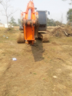 ZX200-3 ชั่วโมง10,000ก่วา เอกสารใบซื้อขาย พร้อมใช้งานช่วงล่างเต็มเครื่องปั้มดีเอวแน่น ราคา1,290,000บาทสนใจติดต่อ0819891989 หรั่งครับ