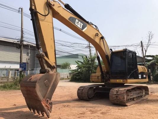 CAT 320D GC