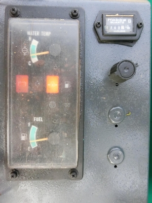 ขายรถขุดแบคโฮ KOBELCO SK032 ขนาด PC-35 รถเก่านอกแท้100\%  มีเอกสารใบอินวอยพร้อม #ใส่แทรคเหล็กใหม่ เครื่องดีระบบการทำงานไว ช่วงล่างแน่น100\%              ????  ราคา  320,000  ต่อรองได้  ???? ☎️  สนใจติดต่อ  096-3268553  (สถิตย์พันธ์) ????  ID LINE : 09632685