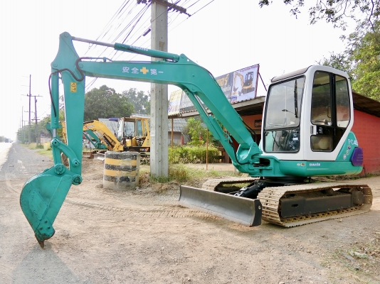 KOMATSU 45-7 ขนาดPC-45 <มีVDOให้ชม>รถเก่านอกมีเอกสารอินวอย☎️ติดต่อ 085-5632278 <ราคาต่อรองได้>