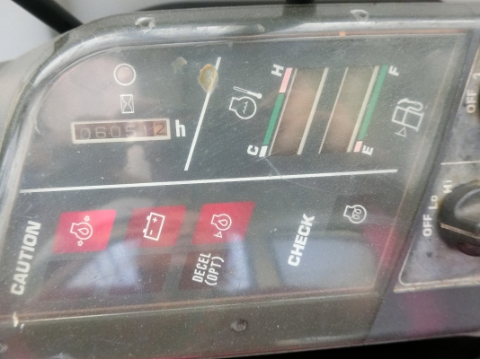 KOMATSU 45-7 ขนาดPC-45 <มีVDOให้ชม>รถเก่านอกมีเอกสารอินวอย☎️ติดต่อ 085-5632278 <ราคาต่อรองได้>