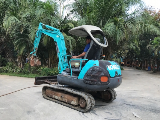 ขายแบคโฮ KOBELCO SK30(ปั้มนิ้ว)(คอนโทลน้ำมัน)(ลายหัวแย๊ก) ครบๆ สวยเดิมจากญี่ปุ่น ทำงานสมบูรณ์ทุกระบบ รับรองไม่ผิดหวัง 245,000 เท่านั้น!!