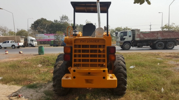 ขาย รถตัก KOMATSU JH30 สภาพเช็คใหม่ทั้งคัน ยางสวย เครื่องดี ปั้มดี พร้อมใช้งานครับ