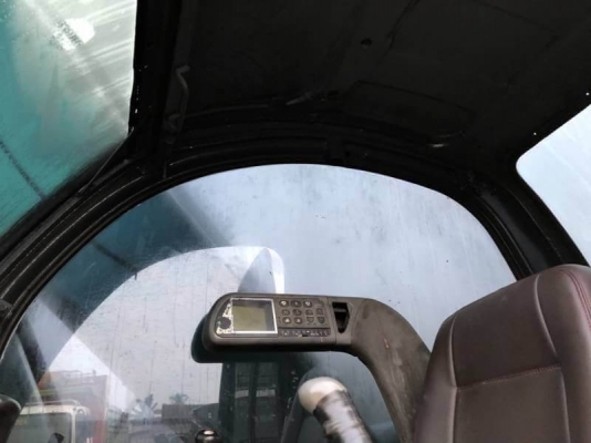 ขาย 695,000 บาท KOBElCO SK200 MarK 5 ธรรมดา เครื่องดี ปั้มแรง  เอวแน่น ไฟฟ้าครบ โซ่ใหม่ 1 ข้าง สภาพพร้อมใช้. เอกสารแจ้งจำหน่าย.  รถอยู่ นครปฐม โทร 0610710295