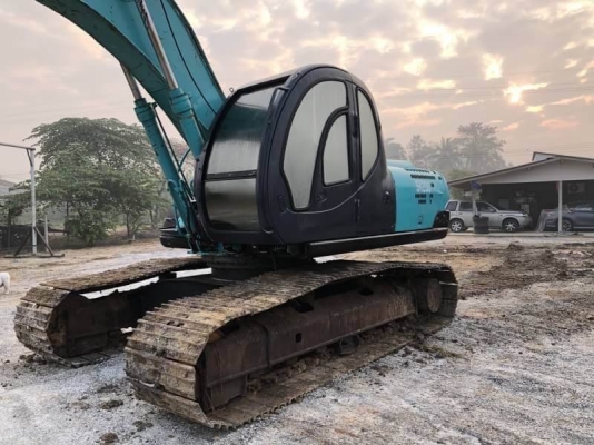 ขาย 695,000 บาท KOBElCO SK200 MarK 5 ธรรมดา เครื่องดี ปั้มแรง  เอวแน่น ไฟฟ้าครบ โซ่ใหม่ 1 ข้าง สภาพพร้อมใช้. เอกสารแจ้งจำหน่าย.  รถอยู่ นครปฐม โทร 0610710295