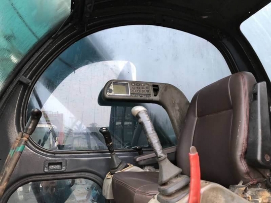 ขาย 695,000 บาท KOBElCO SK200 MarK 5 ธรรมดา เครื่องดี ปั้มแรง  เอวแน่น ไฟฟ้าครบ โซ่ใหม่ 1 ข้าง สภาพพร้อมใช้. เอกสารแจ้งจำหน่าย.  รถอยู่ นครปฐม โทร 0610710295