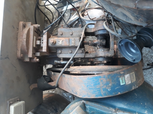 แท่นปั๊มข้อเสือสภาพสวยๆ