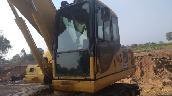 ขายรถแบคโฮ PC200-7