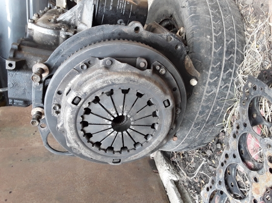 เครื่องท่อนล่าง2Lฮีโร่