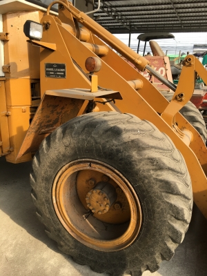 รถตัก Wheel Loader Furukawa FL60A ล้อยาง เก่านอกสภาพสวย เครื่อง ISUZU C240  สนใจติดต่อ Line ID : Kongniwatsiri หรือ 0874880101