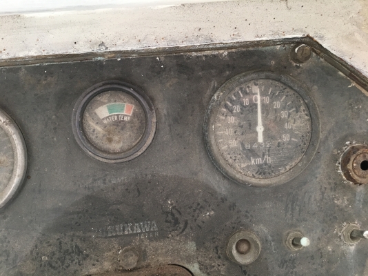 รถตัก Wheel Loader Furukawa FL60A ล้อยาง เก่านอกสภาพสวย เครื่อง ISUZU C240  สนใจติดต่อ Line ID : Kongniwatsiri หรือ 0874880101