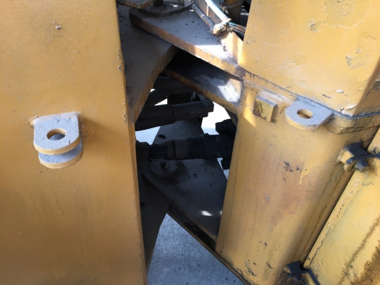 รถตัก Wheel Loader Furukawa FL60A ล้อยาง เก่านอกสภาพสวย เครื่อง ISUZU C240  สนใจติดต่อ Line ID : Kongniwatsiri หรือ 0874880101