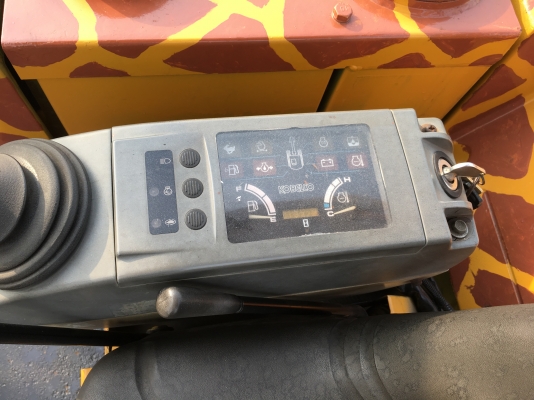 รถขุดเล็ก KOBELCO SK020 สภาพสวย สนใจติดต่อ 0874880101 Line ID: Kongniwatsiri รถขุดเล็ก KOBELCO SK020 สภาพสวย สนใจติดต่อ 0874880101 Line ID: Kongniwatsiri