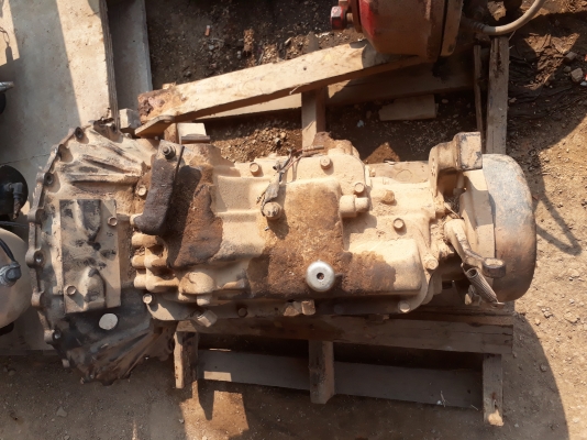 ขายเกียร์ล็อกกี้ 6 เกียร์  ราคา 6000 บาท