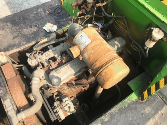 ขายรถบดล้อยางKOMATSUรุ่นJW210นำเข้าญี่ปุ่น ไม่เคยใช้งานในไทยมีเอกสารพร้อม เครื่องอีซูซุ6สูบสภาพดีพร้อมใช้งาน มีให้เลือกหลายคัน ขายถูกๆ Line  :  jiraroj2909