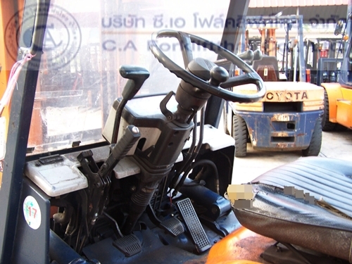 ขายรถ โฟล์คลิฟท์ TOYOTA รุ่น 5FD30