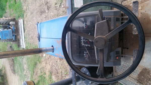 ขายรถไถ 6640 Newholland 4Wd