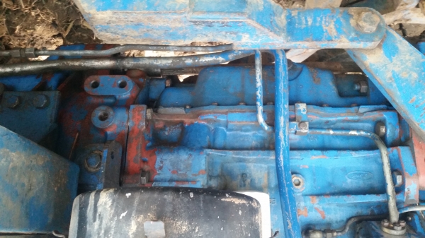 ขายรถไถ 6640 Newholland 4Wd