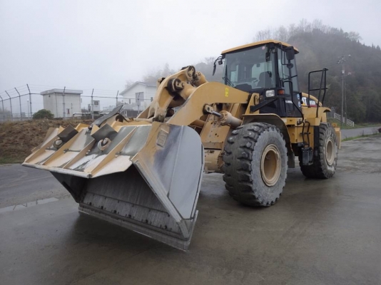 ขาย CAT 950H รุ่นใหม่ สภาพสวย ปี2012 นำเข้าจากญี่ปุ่น โทร.090-986-2521 อ๊อบ