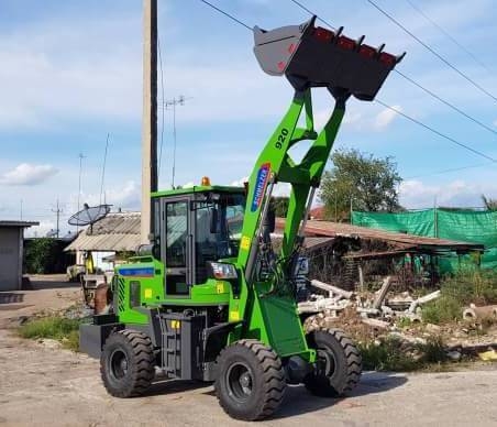 ขายด่วนรถตักSCHMELZER-920HLเอวอ่อนขับ4ล้อเกียรท็อกโลฮายรถนำเข้าขนาดใหญ่ตัก1.5คิวยกสูง4.5เมตรรถใหม่แกะกล่อง100\%นำเข้ายังไม่ได้ใช้งานจากจีน