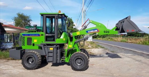 ขายด่วนรถตักSCHMELZER-920HLเอวอ่อนขับ4ล้อเกียรท็อกโลฮายรถนำเข้าขนาดใหญ่ตัก1.5คิวยกสูง4.5เมตรรถใหม่แกะกล่อง100\%นำเข้ายังไม่ได้ใช้งานจากจีน
