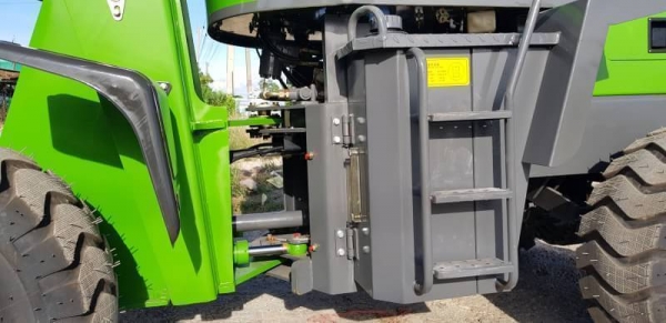 ขายด่วนรถตักSCHMELZER-920HLเอวอ่อนขับ4ล้อเกียรท็อกโลฮายรถนำเข้าขนาดใหญ่ตัก1.5คิวยกสูง4.5เมตรรถใหม่แกะกล่อง100\%นำเข้ายังไม่ได้ใช้งานจากจีน