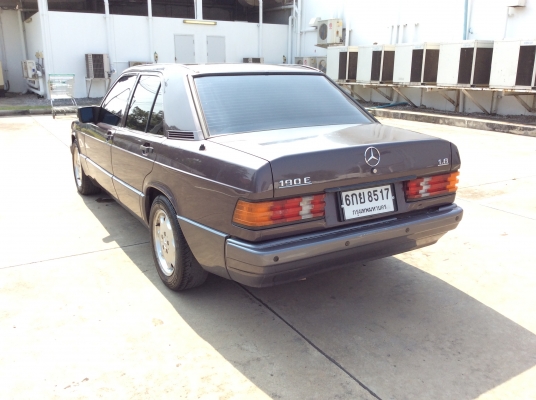 ขายรถ Benz 190E ปี92 เครื่อง 1.8 ออโต้ ไฟฟ้าทั้งคัน ภายในสวยๆเบาะหนังสวยๆสะอาด แอร์เย็น ตัวถังเดิมๆสีริ้วรอยบ้าง แม็กเดิม รถทรงเดิมๆขับขี่ดี ภาษี61
