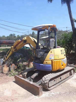 ขาย แบคโฮ KOMATSU PC30UU-3 เก่านอก รถพร้อมใช้งาน เอกสารใบอินวอยซ์